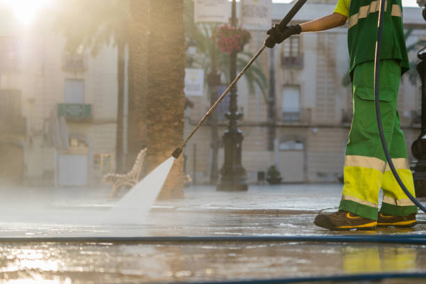 Garage Pressure Washing in The Crossings, FL